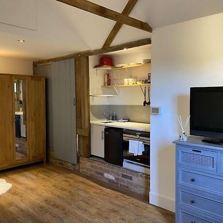 Cosy 1 Bedroom Country Lodge With Free Parking Watlington  Bagian luar foto