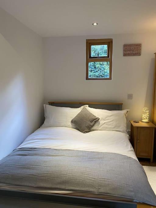 Cosy 1 Bedroom Country Lodge With Free Parking Watlington  Bagian luar foto