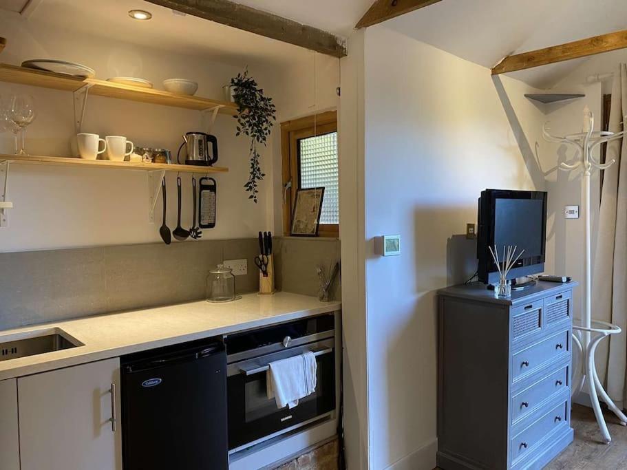 Cosy 1 Bedroom Country Lodge With Free Parking Watlington  Bagian luar foto